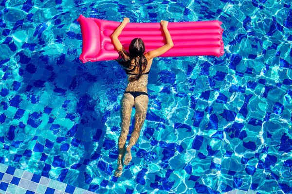 Quels sont les bienfaits de l'aquagym pour les femmes souffrant de douleurs articulaires ?